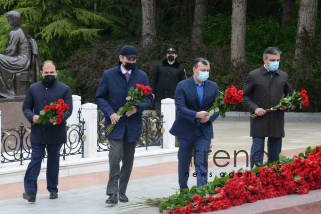 Public reps of Azerbaijan paying tribute to late National Leader Heydar Aliyev.Azerbaijan Baku May 10 2021